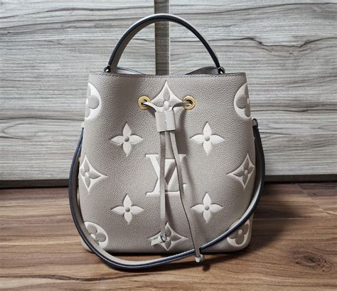 lv bucket bag silver